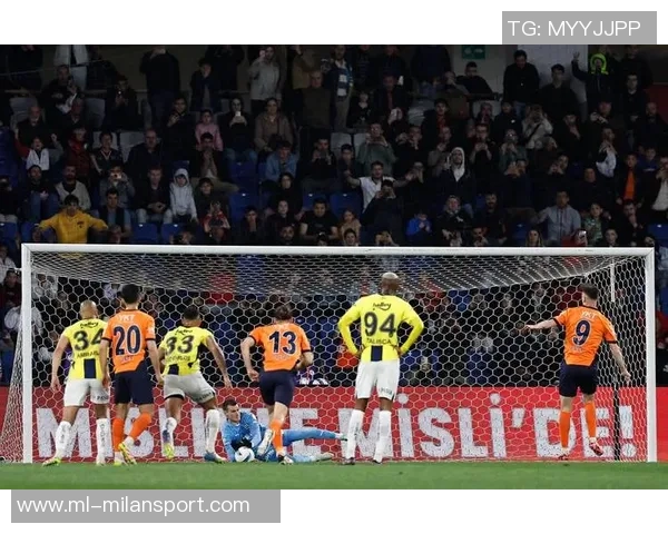 萨格勒布迪纳摩欲租回利瓦科维奇与费内巴切展开谈判