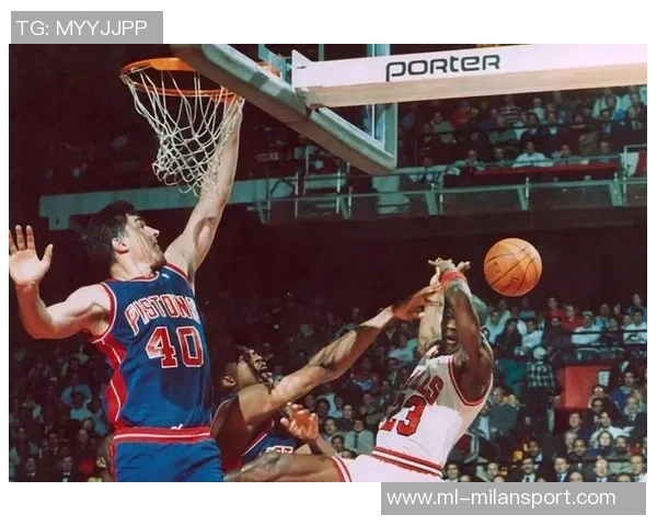 甜瓜父子携手乔丹品牌传承精神球场内外共同贡献力量