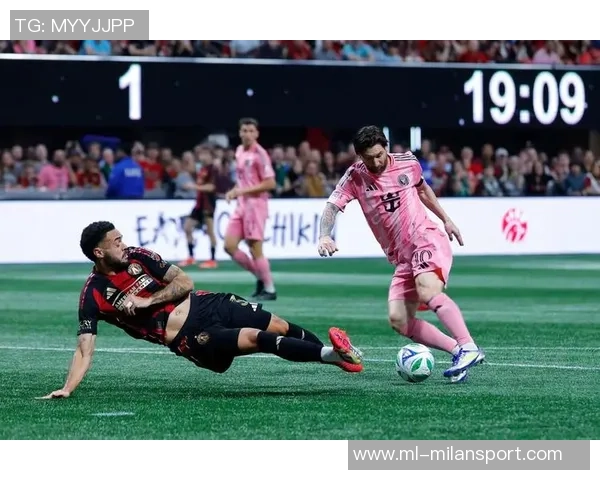 梅西在迈阿密国际对亚特兰大联比赛中表现出色荣膺全场最佳球员