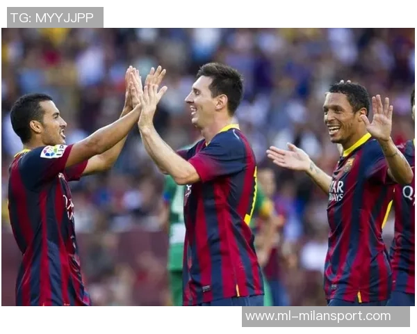 F1车手汉密尔顿谈足坛偶像最爱维尼修斯与内马尔并赞美梅西技术之精湛